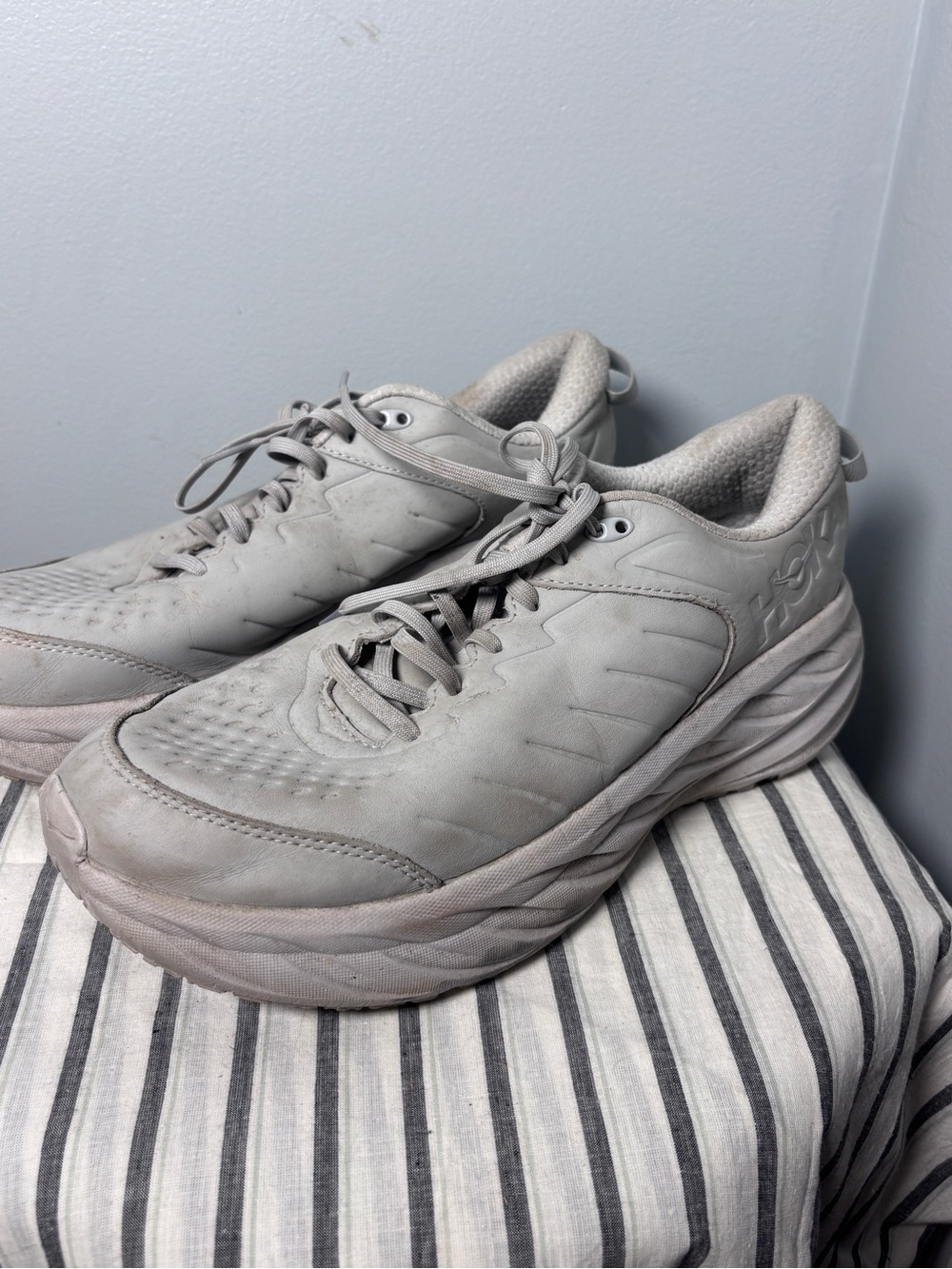 Mens HOKA Bondi SR size 12